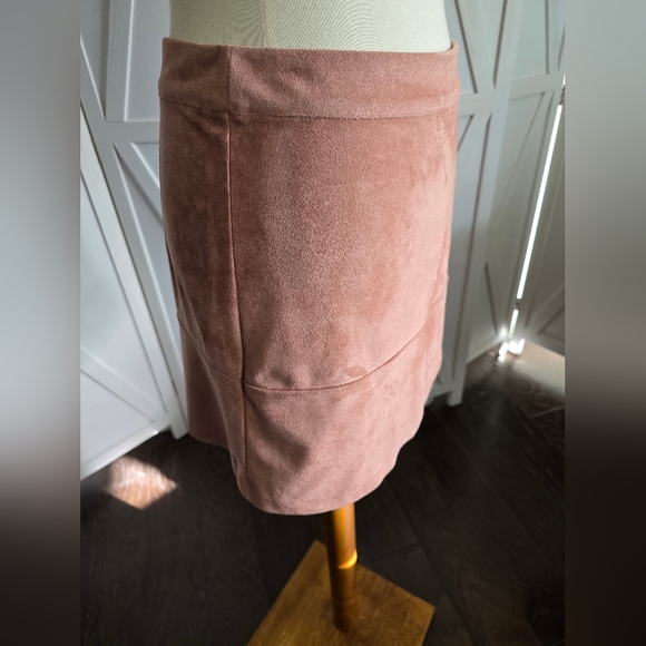 Lulus "Shenandoah" Faux Suede Mini Skirt - Picture 4 of 8